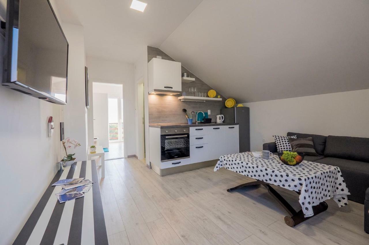 Le Petit Apartment *